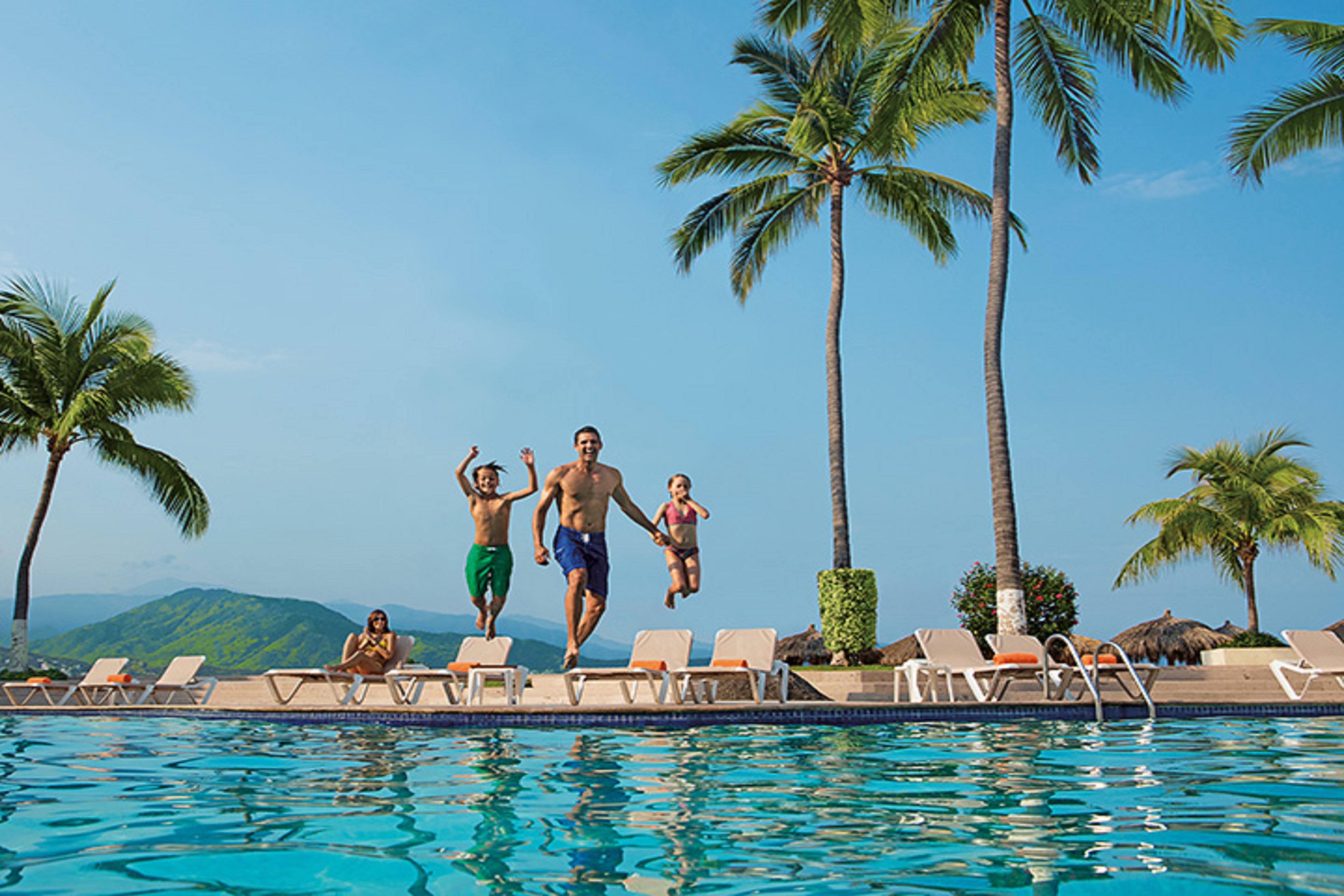 Sunscape Puerto Vallarta Resort Bagian luar foto